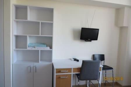 Smart-House Smart-Kvartira S Kukhnei. Киев Екстериор снимка